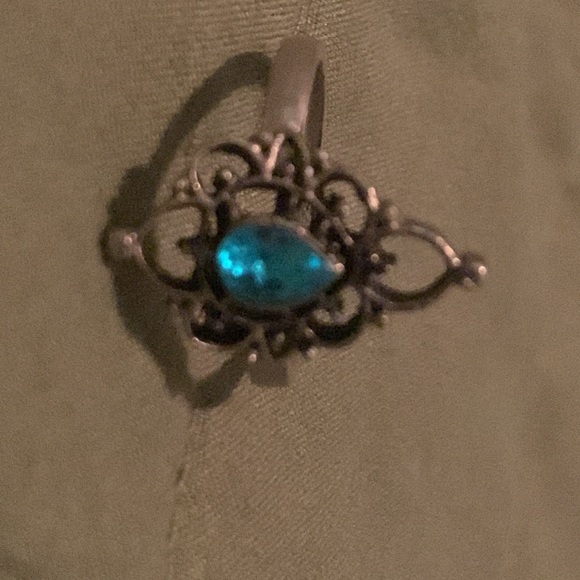 Ring - Picture 2 of 3